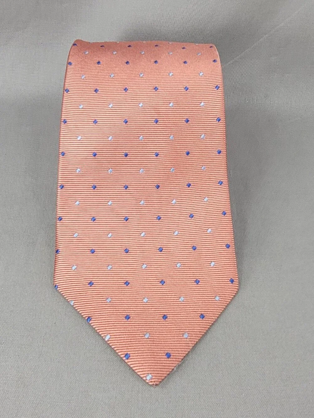 Brooks Brothers 346 Silk Necktie Tie Mens Pink Blue Geometric Diamond Print USA